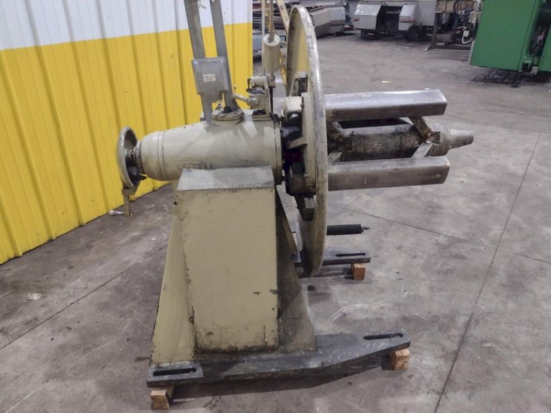 2,500 LB X 18" LITTELL MODEL #25-18 COIL REEL UNCOILER : YOBRO #25765