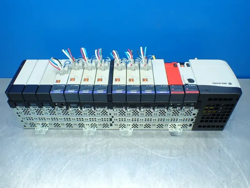 ALLEN-BRADLEY 13 SLOT CHASSIS W/PROCESSOR AND I/O MODULES  -  1756-A13