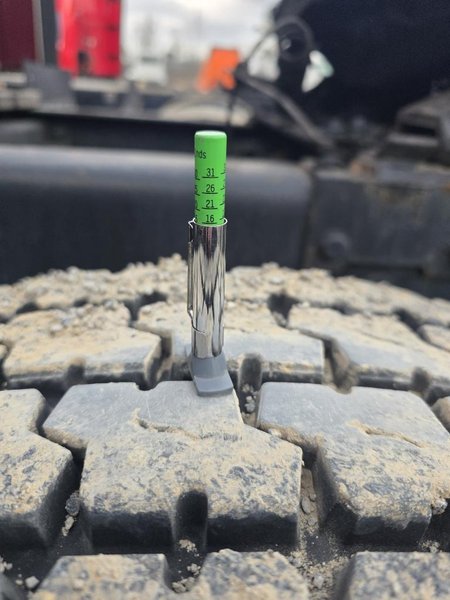 2022 Peterbilt 567 804176