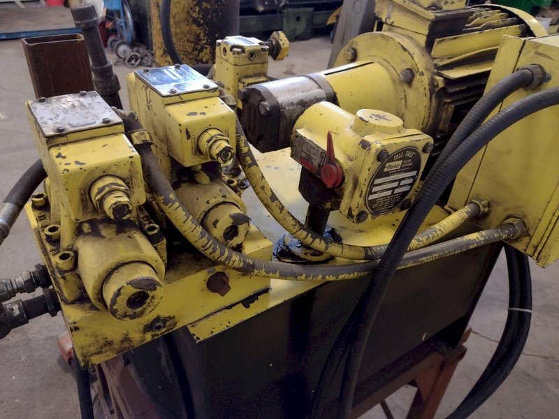 PEDDINGHAUS FABRILINE HYDRAULIC FLANGE PUNCH: STOCK #17984