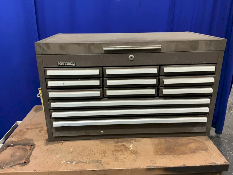 KENNEDY, KNAACK 13 TOOL BOX COMPARTMENTS, 4 TOOL CABINET DRAWERS MACHINIST TOOL BOX, JOBMASTER ROLLING WORKBENCH ASSEMBLY  -  JOBMASTER 44