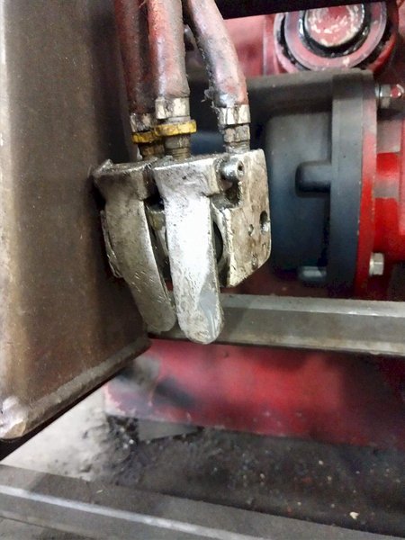 9,000 LBS THERN MODEL #943MDN PORTABLE PNEUMATIC DIE REMOVAL WINCH: STOCK #13457