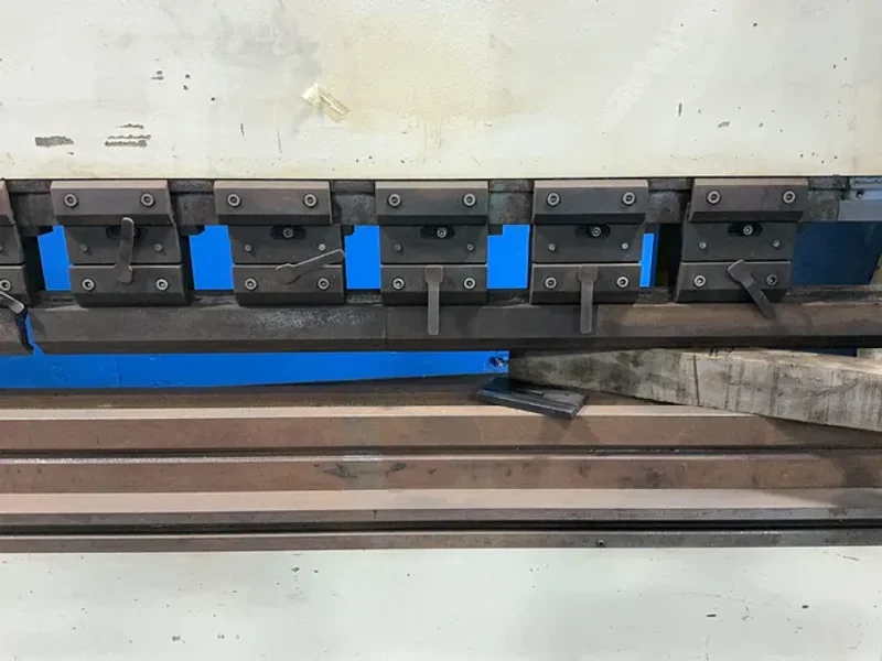 Ermak 12’ X 220 Ton CNC Press Brake - CNChap 12x220