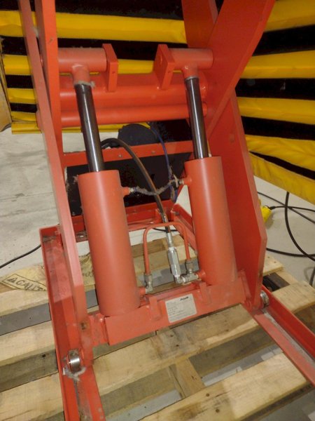 2,000 LB PRESTO PALLET  MODEL #XL36-50 W/ TILT LIFT TABLE: STOCK #20162
