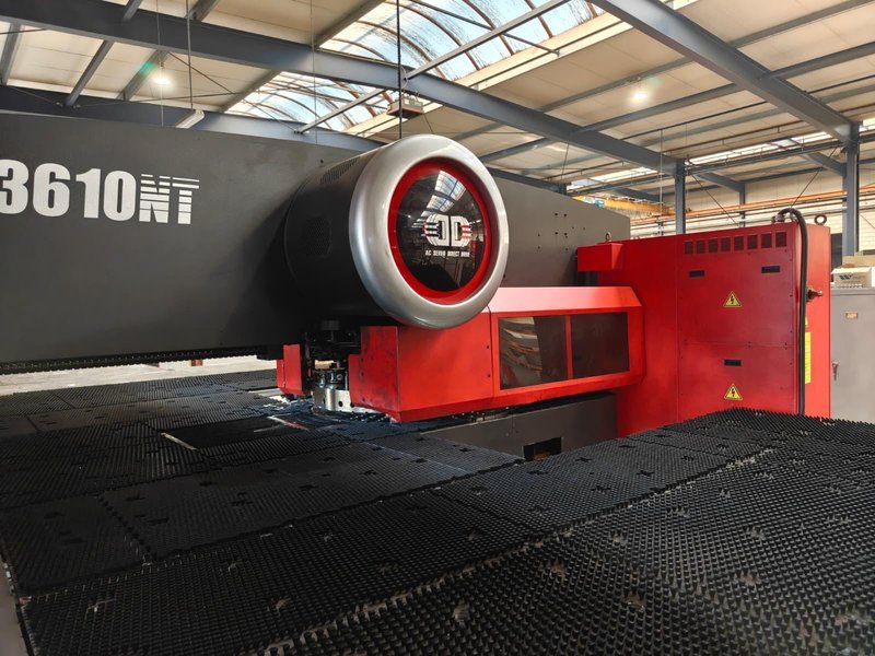 33 Ton Amada EMZ3610NT CNC Turret Punch Press, 2006