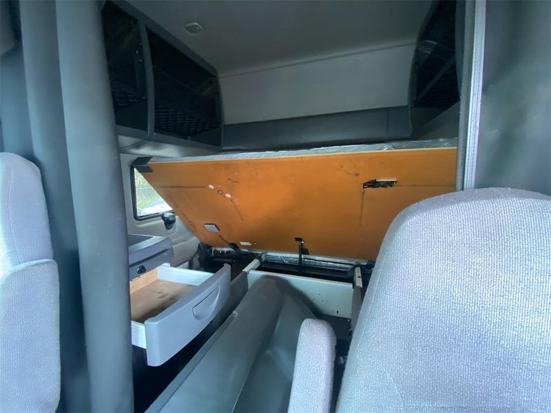 2018 International LT625 3HSDZAPR9JN532736