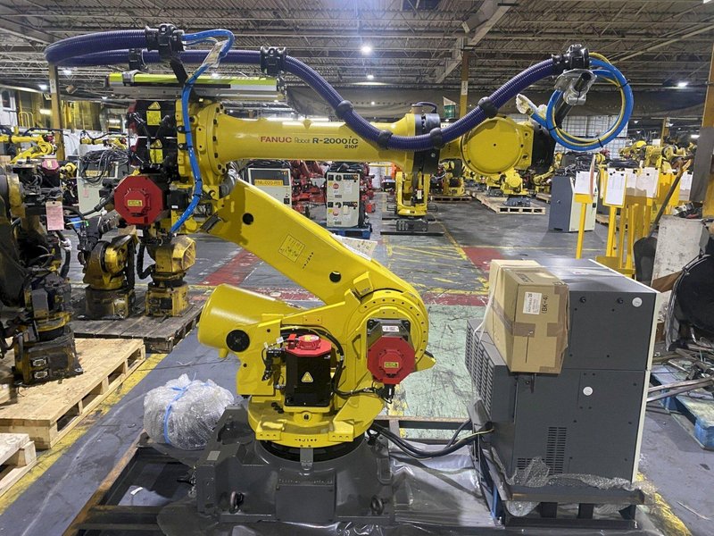 FANUC – R-2000iC/210F w/ R30iB PLUS Controls &amp; Leoni Dress Pack NEW