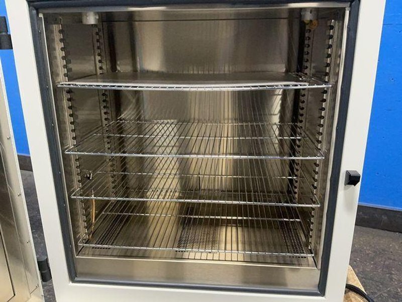 Lindberg/blue M 260° C Electric Gravity Oven - Go1350a-1