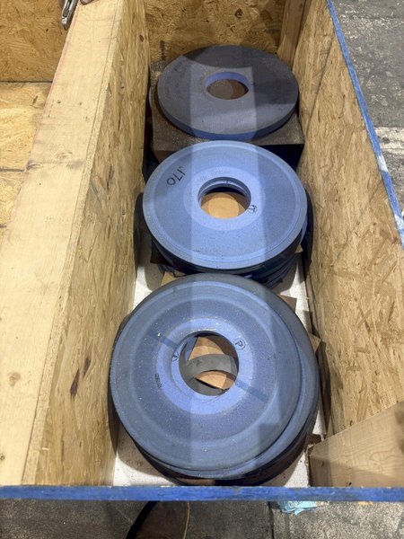8.9" SWING x 25" CENTERS STUDER MODEL #S40-2 CYLINDRICAL GRINDER: YOBRO #25369