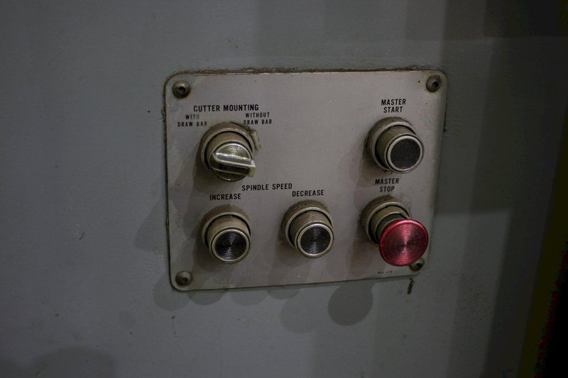 CINCINNATI VERCI POWER VERTICAL MILL: STOCK #75834