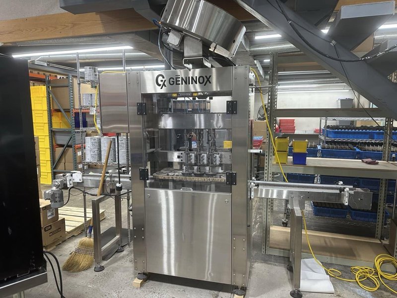 Geninox Spindle Capper with Bowl Feeder, 2020