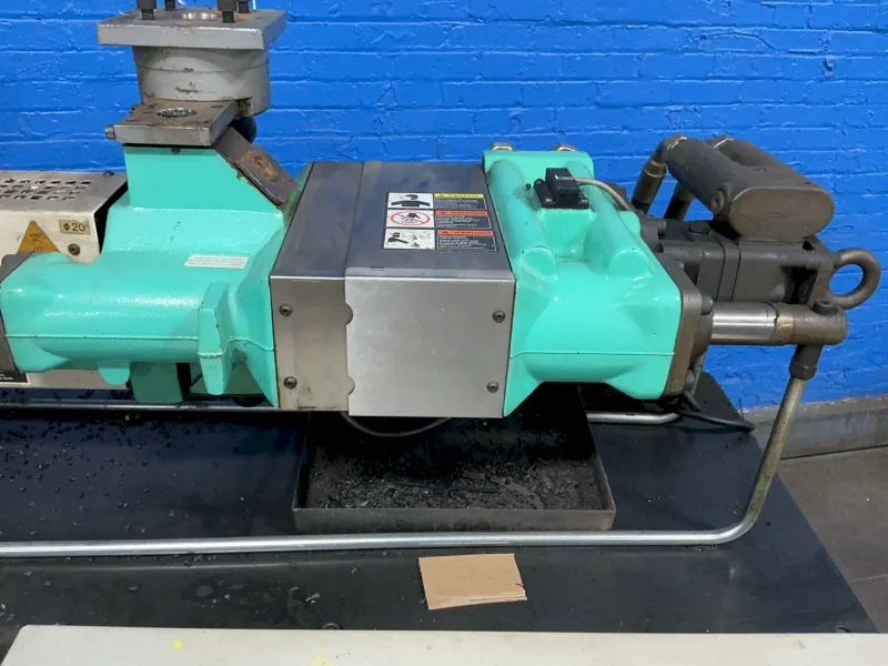 ARBURG 16 KW ALLROUNDER HYDRAULIC INJECTION MOLDER  -  221 KS 350-100