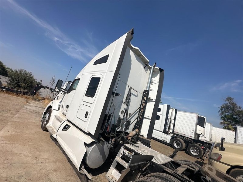 2022 Kenworth T680 1XKYD49X5NJ499897