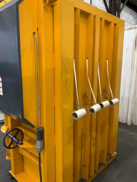 BRAMIDAN MODEL X30 VERTICAL BALER: STOCK #81209