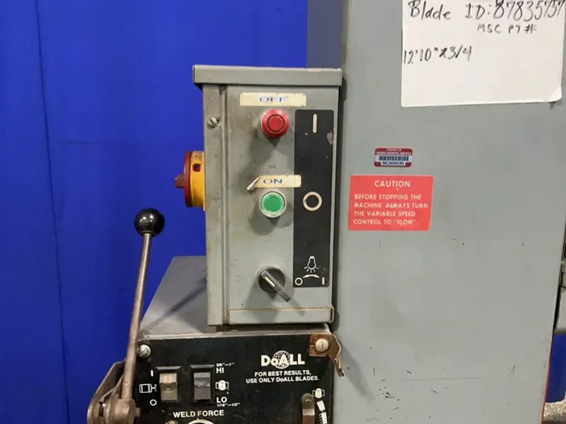 DOALL 20” VERTICAL BAND SAW  -  2013-V