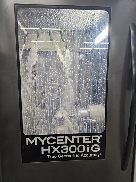 Kitamura MyCenter HX300IG HMC, 2020 – Coolant Through Spindle, Shower Coolant