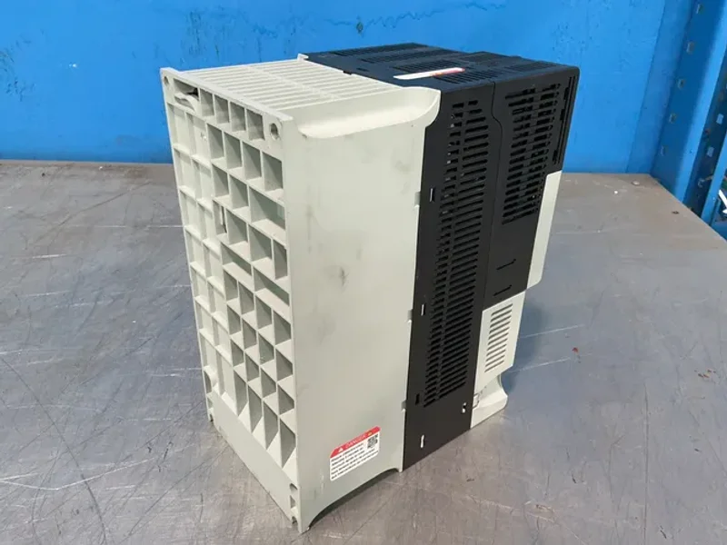 Allen-bradley 20hp Powerflex 525 Servo Drive - 25b-d030n114