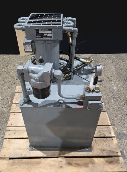 PARKER V24K0PAKN/10 1000PSI 20GAL 4GPM HYDRAULIC POWER UNIT USED