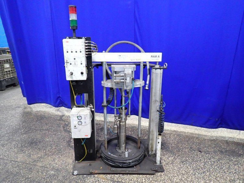 8 BAR ADHESIVE DISPENSING SYSTEM