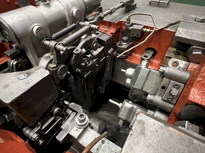 5/16&quot; National Model 56 2 Die 3 Blow Cold Header