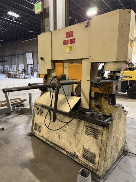 100 Ton Geka Hydracrop 100/A Hydraulic Ironworker- Variable Tooling Included