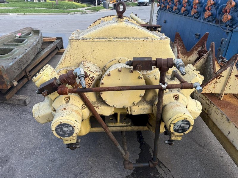 20' RUCKER HYDRAULIC CYLINDER REPAIR BENCH / NUT BUSTER: YOBRO #25881