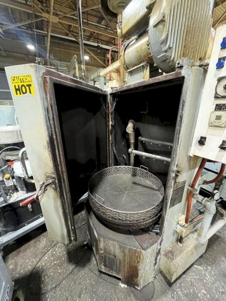 BETTER ENGINEERING F-3000P CABINET-TYPE TURNTABLE PARTS WASHER: YOBRO #24052