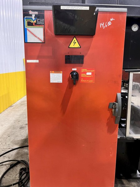 110 TON x 10' AMADA MODEL #HFE100-3S CNC HYDRAULIC PRESS BRAKE, 2001: STOCK #21984