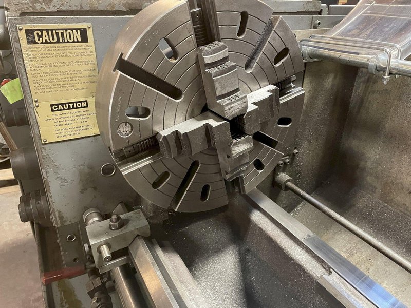 STANDARD MODERN 2060 ENGINE LATHE, 22" SWING, 60" CENTERS, IN/MM