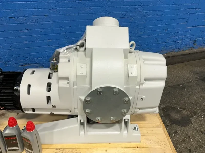 LEYBOLD 7.5 KW VACUUM PUMP  -  WAU2001