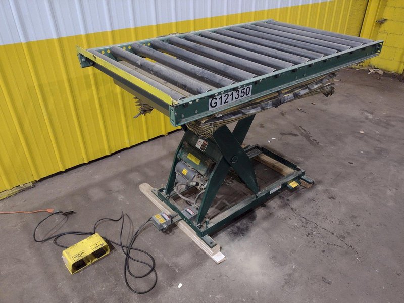 4,000 LBS X 60" X 30" SOUTHWORTH HYDRAULIC SCISSOR LIFT TABLE WITH 60X42 ROLLER CONVEYOR TOP, 110 VOLT: STOCK #20915