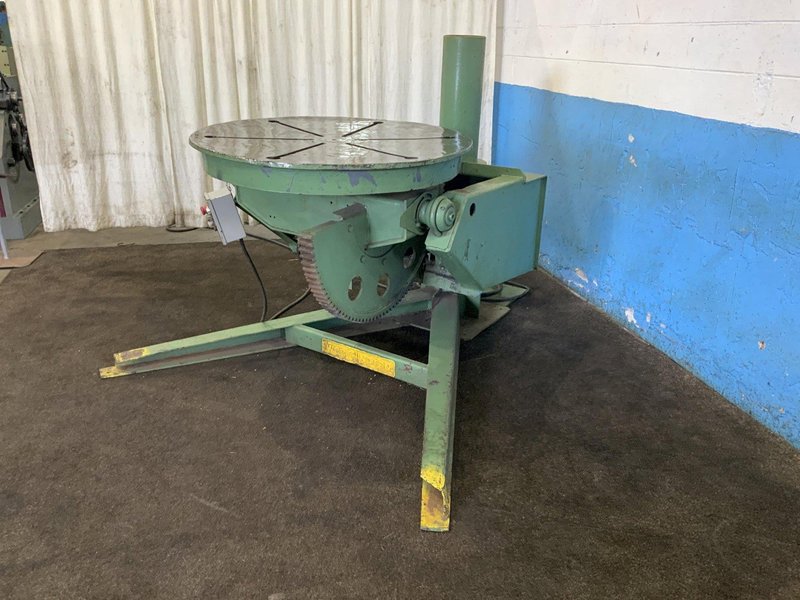 3,000 LB WORTHINGTON MODEL 30P WELDING POSITIONER: STOCK #81050