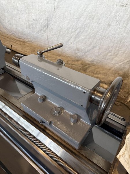 24&quot; X 168&quot; TOS TRENCIN SN55U ENGINE LATHE. STOCK # 0561325.