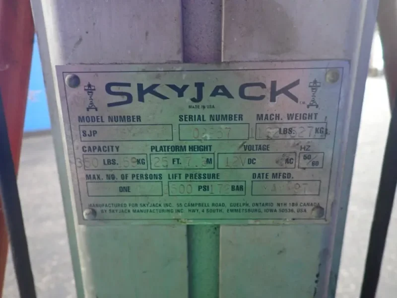 SKYJACK 350 LBS MANLIFT  -  SJP