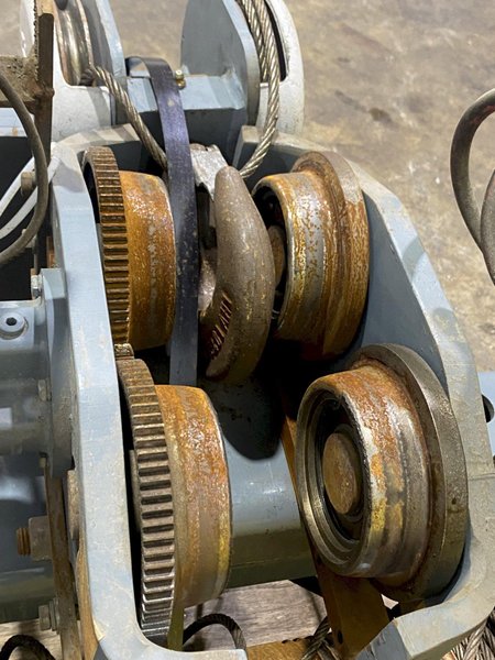 2 TON P&amp;H "HEVI-LIFT SERIES M" POWERED CABLE HOIST WITH POWER TROLLEY: STOCK #17098