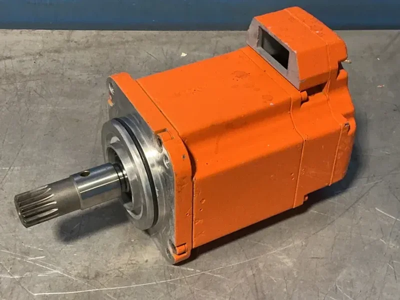 SERVO MOTOR
