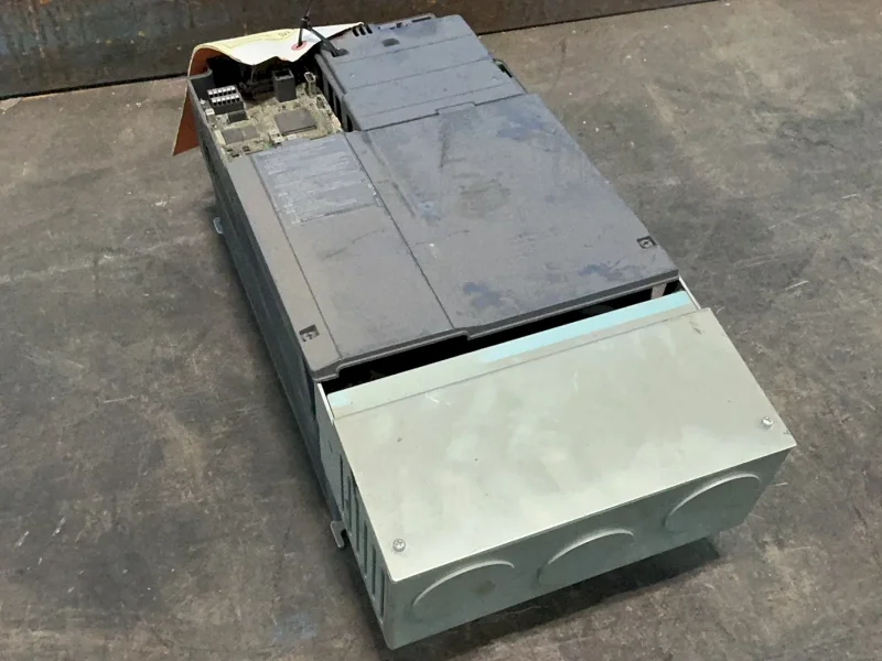 MITSUBISHI ELECTRIC SERVO INVERTER DRIVE  -  FR-A840-00470-1-N6