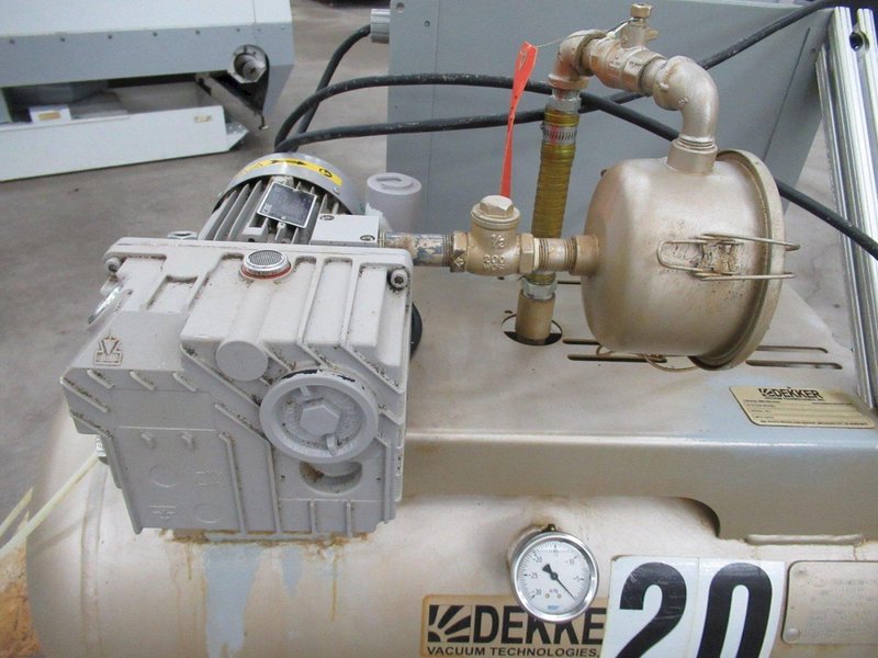 Dekker Vacuum Technologies Duravane Vacuum Pump Model RML010T1-01-AS, Rotary Vane Pump with Tank - Single Phase