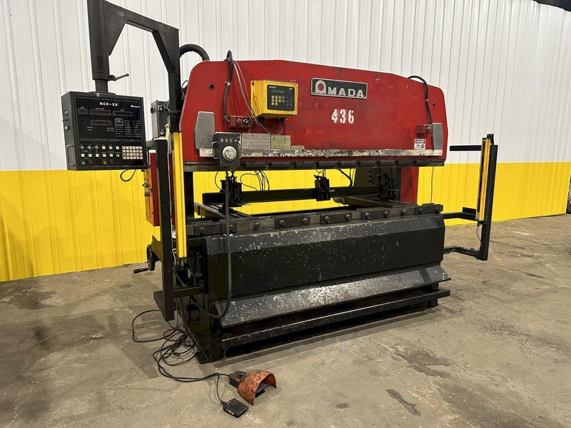 80 TON x 8' AMADA MODEL #RG-80 HYDRAULIC PRESS BRAKE NC9-EX CONTROL: STOCK #19753