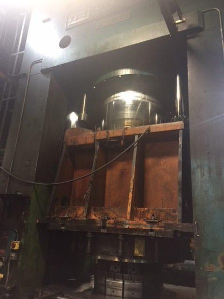5000 TON CLEARING H-5000-105-84 STRAIGHT SIDE HYDRAULIC PRESS. STOCK # 0679324
