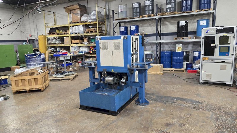 Jian Hwa – HRT13D – 2 Spindle Reversible Tapper