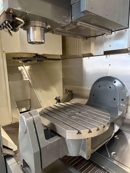 Haas UMC-750 5-Axis CNC Universal Machining Center – 12,000 RPM, 40 ATC, TSC, HSM Mill