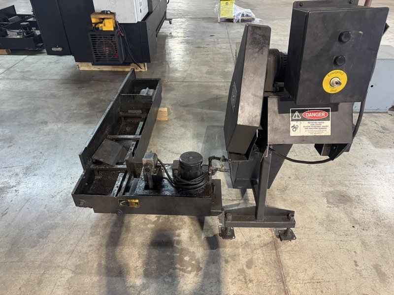 DOOSAN LYNX 220A CNC Lathe, 2011 – with SMW Bar feed