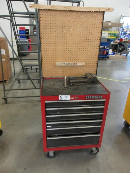 Crafstman 6-Drawer Rolling Tool Chest with Contents Including 6" Machine Vise- Auction Item