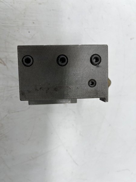 QUICK CHANGE TOOL HOLDER STOCK #16001