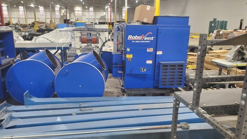 (2) Robovent DFS-8000 Dust collector's