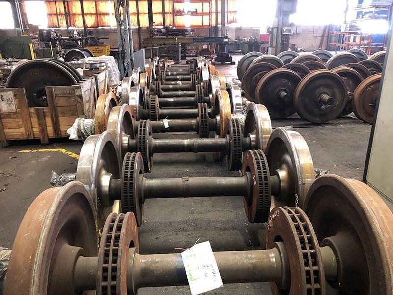 Hegenscheidt - PN 190 CNC PORTAL WHEELSET LATHE