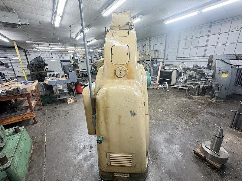 CINCINNATI MODEL #310-14VDT VERTICAL MILLING MACHINE: YOBRO #25927