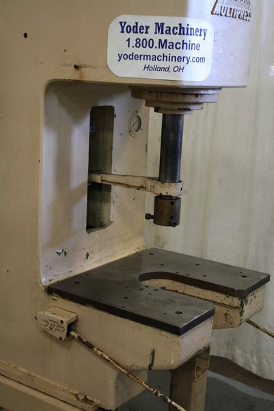 10 TON DENISON HYDRAULIC PRESS: STOCK # 67091