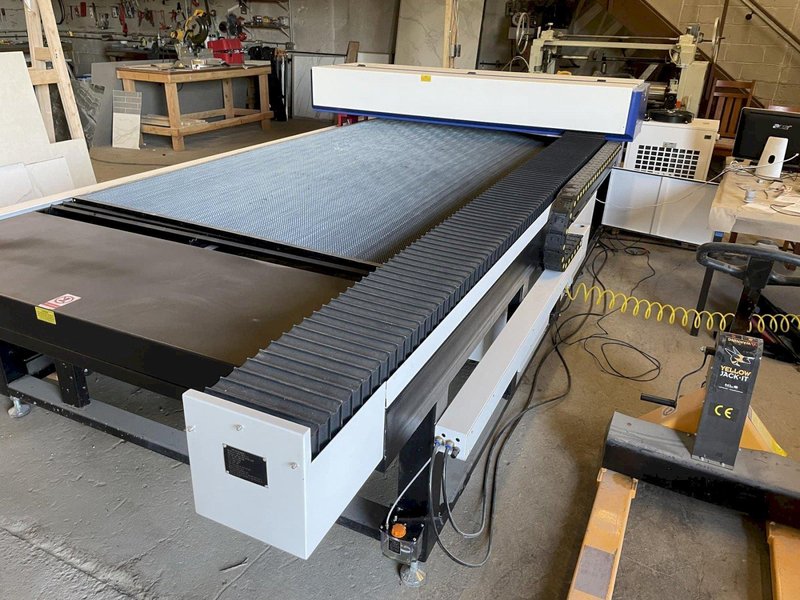 5′ x 10′ BesCutter LC1530M 300w Co2 Laser, 2021